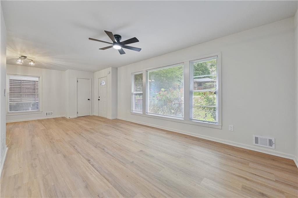 4 bedroom, 3 bathroom, 1,250 sq ft single family residence for sale at 2529 Riggs Drive, Atlanta, GA 30344 — photo 5