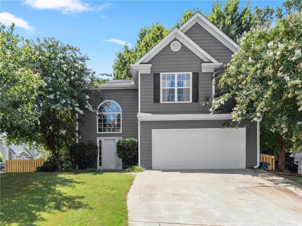 3 bedroom, 3 bathroom, 2,052 sq ft single family residence under contract at 3490 Parkbrooke Lane, Duluth, GA 30096