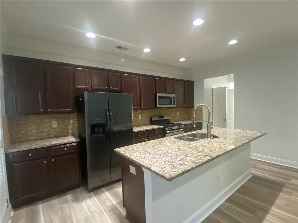 4 bedroom, 3 bathroom, 2,364 sq ft single family residence for rent at 5620 Beaver Ridge Drive, Cumming, GA 30040 for $2,600 a month — photo 8