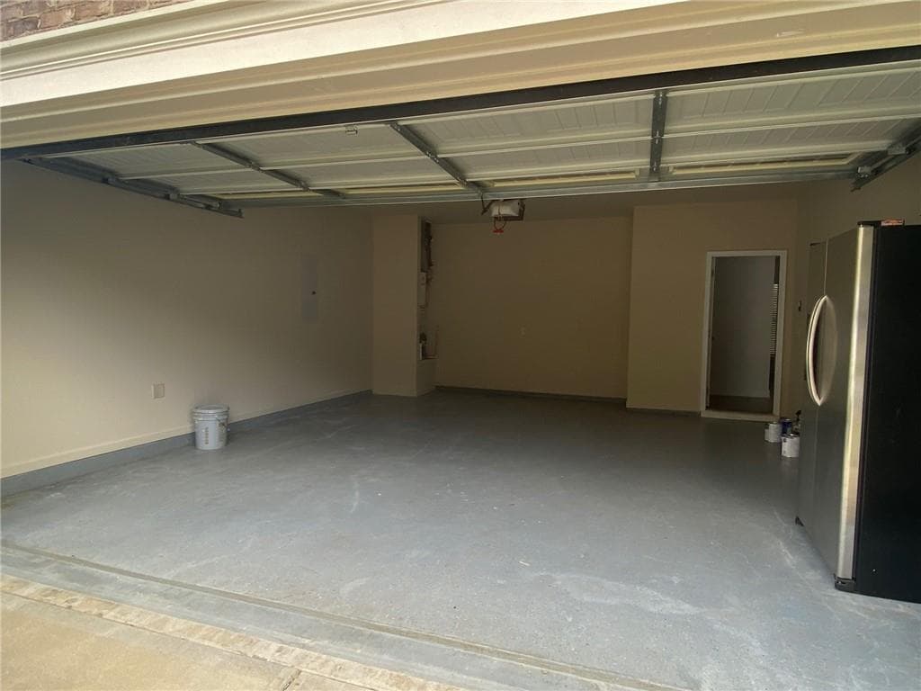 4 bedroom, 3 bathroom, 2,364 sq ft single family residence for rent at 5620 Beaver Ridge Drive, Cumming, GA 30040 for $2,600 a month — photo 10