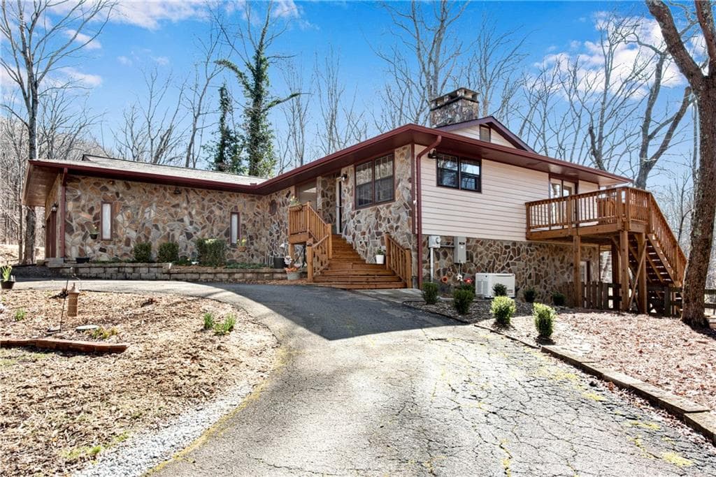4 bedroom, 3 bathroom, 3,110 sq ft single family residence for sale at 248 Duffer Drive, Jasper, GA 30143 — photo 4