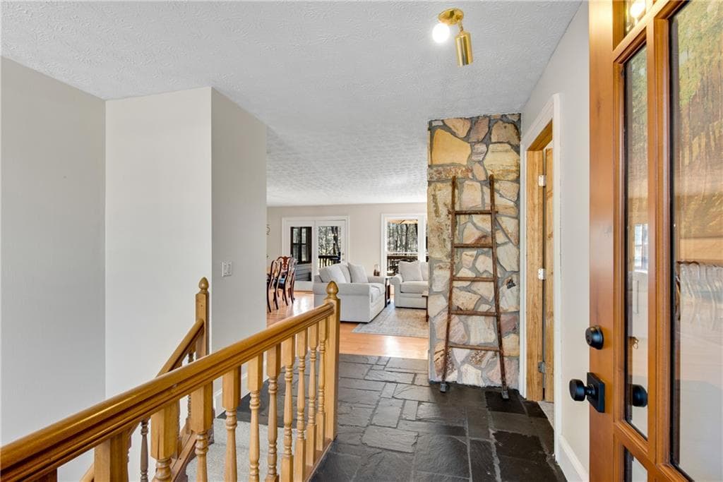 4 bedroom, 3 bathroom, 3,110 sq ft single family residence for sale at 248 Duffer Drive, Jasper, GA 30143 — photo 7