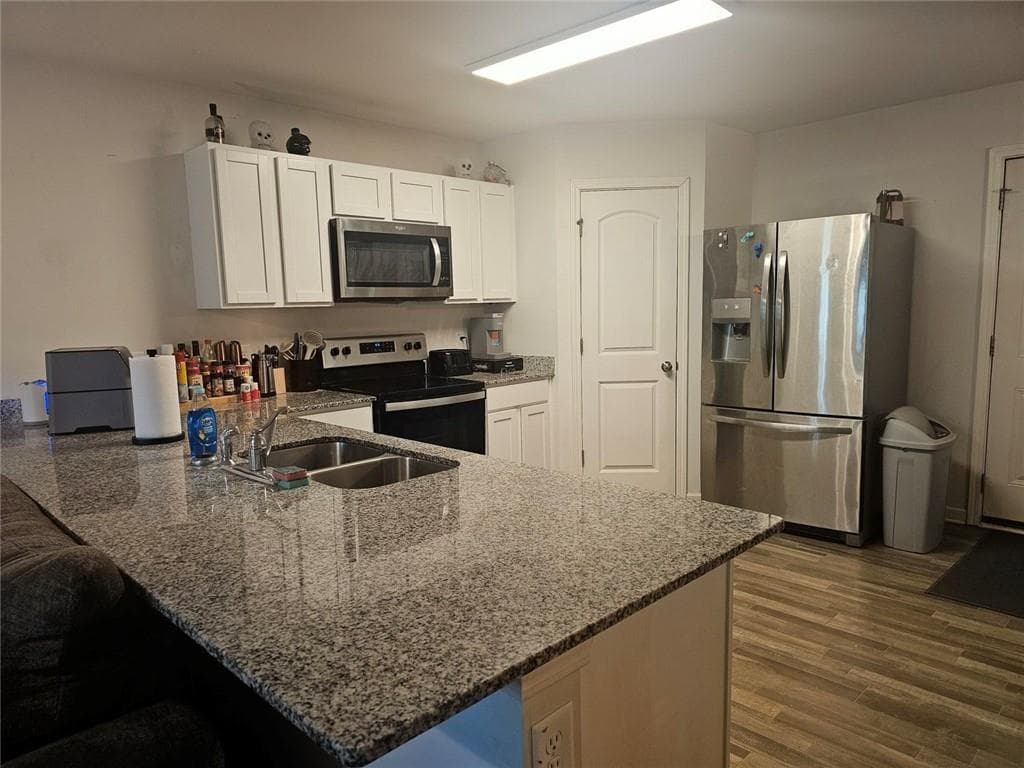 4 bedroom, 3 bathroom, 1,826 sq ft single family residence for sale at 386 Village Creek Drive, Chatsworth, GA 30705 — photo 8