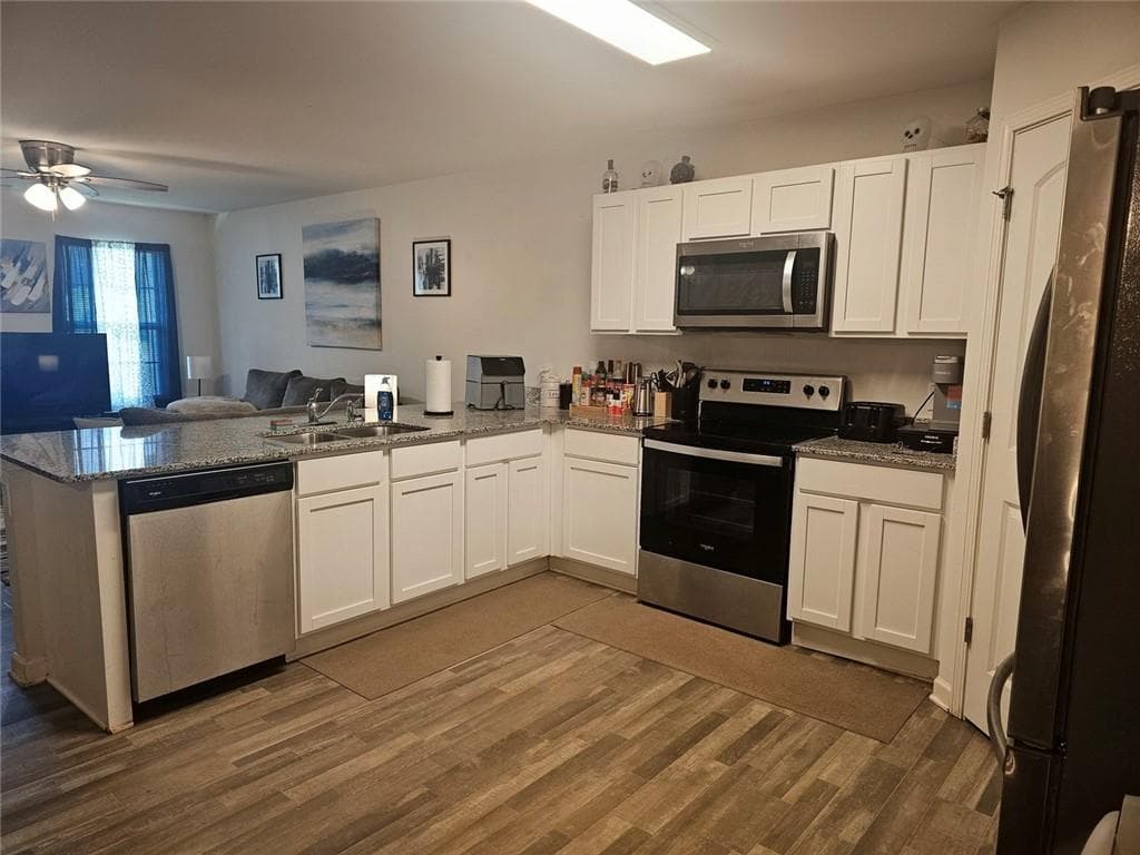 4 bedroom, 3 bathroom, 1,826 sq ft single family residence for sale at 386 Village Creek Drive, Chatsworth, GA 30705 — photo 9