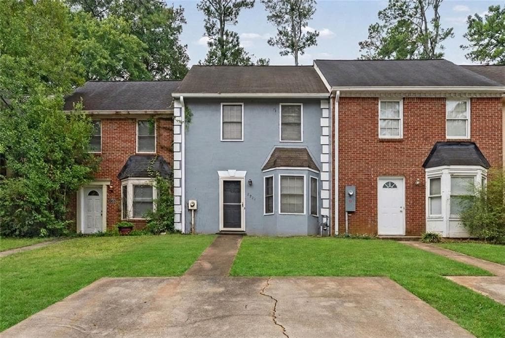 2 bedroom, 3 bathroom, 1,212 sq ft townhouse for rent at 2927 Governors Court, Marietta, GA 30066 for $1,675 a month — photo 1 of 33