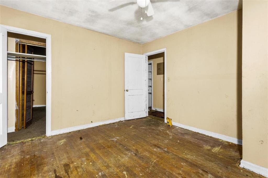 3 bedroom, 1 bathroom, 925 sq ft single family residence for sale at 449 Hamilton E Holmes Drive, Atlanta, GA 30318 — photo 8