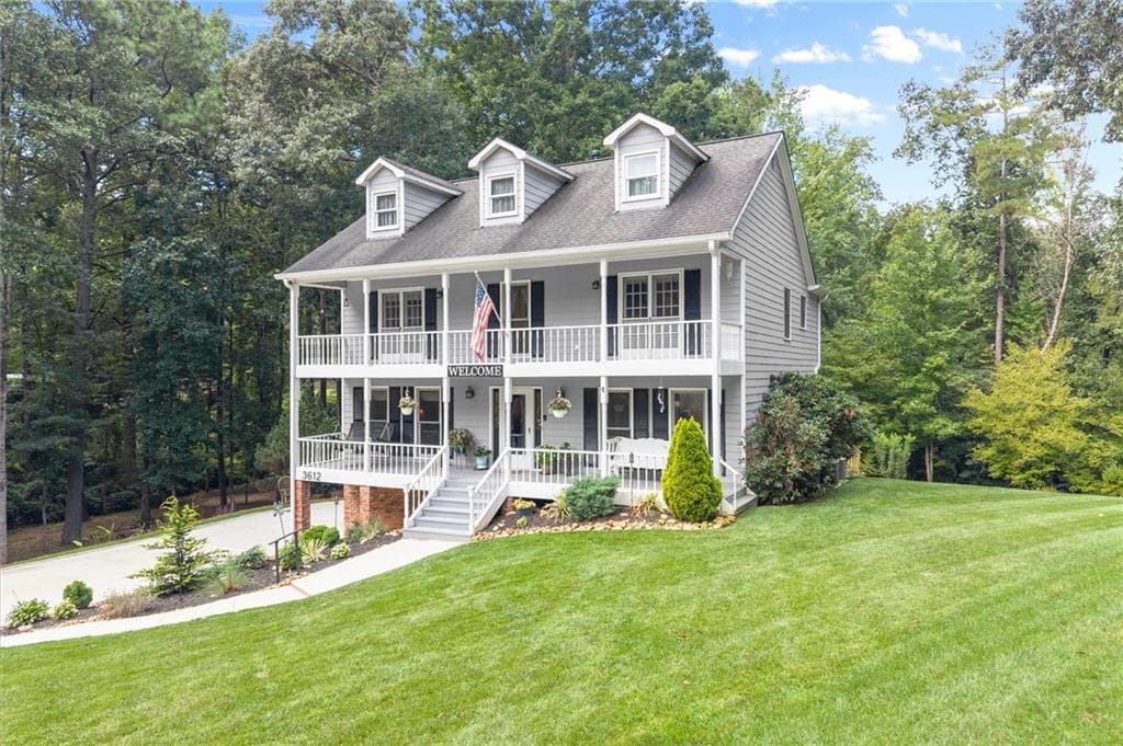4 bedroom, 4 bathroom, 2,332 sq ft single family residence for sale at 3612 Candlewood Way, Marietta, GA 30066