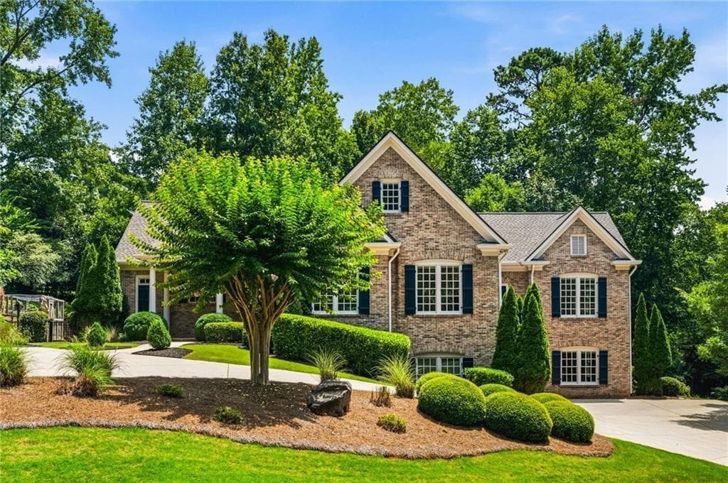 4 bedroom, 5 bathroom, 5,059 sq ft single family residence for sale at 542 N Saint Marys Lane, Marietta, GA 30064