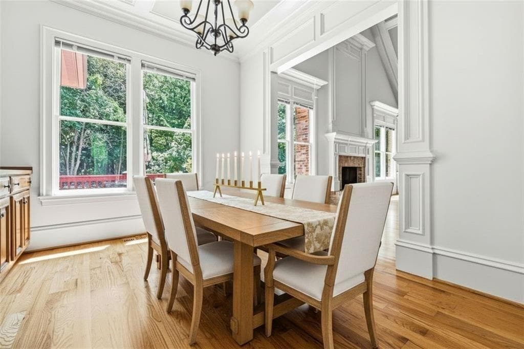 4 bedroom, 5 bathroom, 5,059 sq ft single family residence for sale at 542 N Saint Marys Lane, Marietta, GA 30064 — photo 7