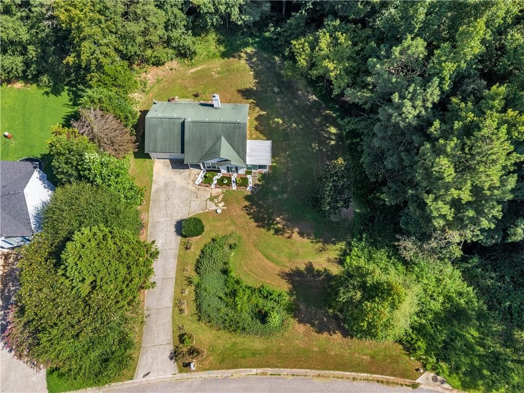 3 bedroom, 2 bathroom, 1,165 sq ft single family residence for sale at 3877 Deaton Road, Flowery Branch, GA 30542 — photo 8