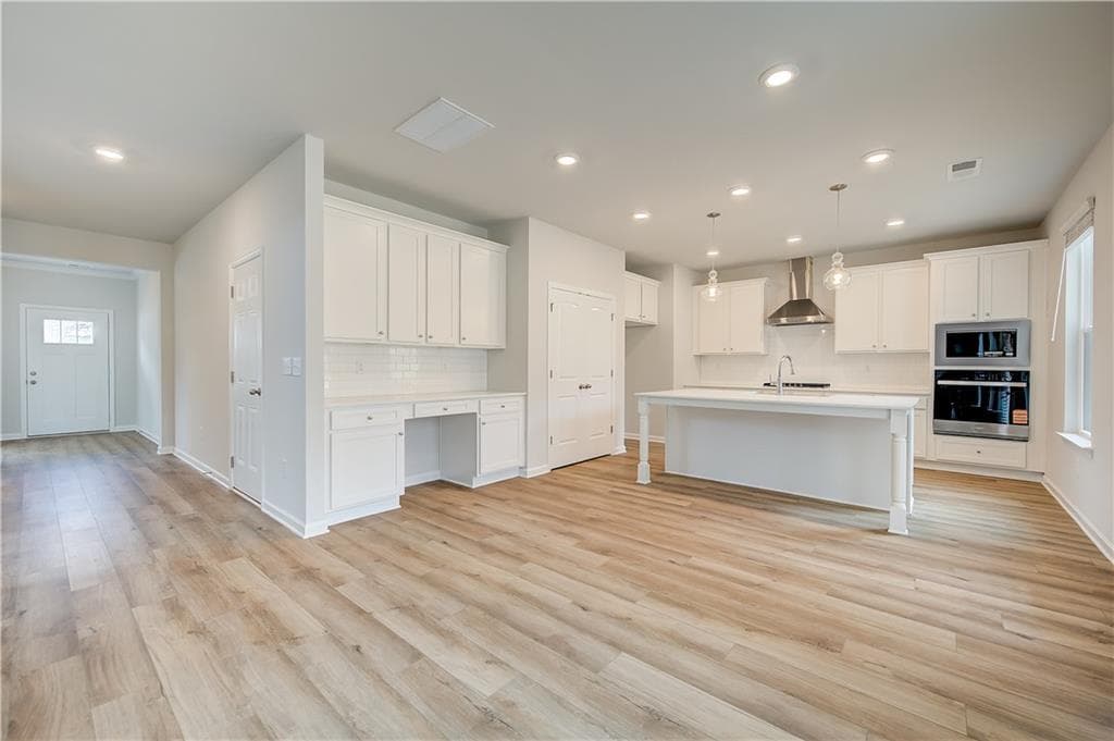 5 bedroom, 4 bathroom, 2,874 sq ft single family residence for sale at 183 Dalston Cove, Stockbridge, GA 30281 — photo 7