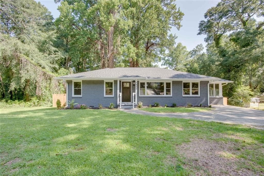3 bedroom, 2 bathroom, 1,520 sq ft single family residence for sale at 1827 North Avenue, Atlanta, GA 30318 — photo 2