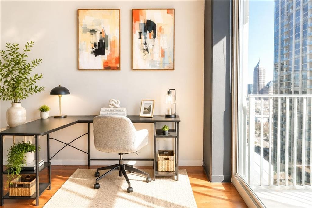 1 bedroom, 1 bathroom, 722 sq ft condominium for sale at 361 17th Street 2517, Atlanta, GA 30363 — photo 2