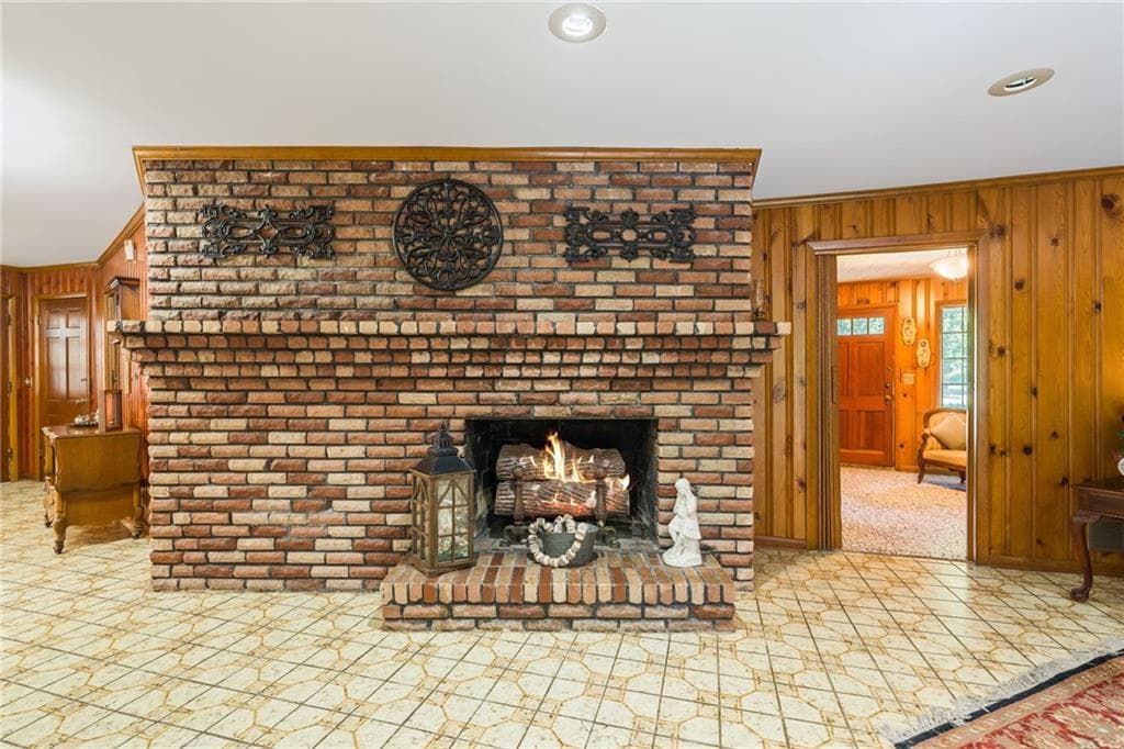 5 bedroom, 5 bathroom, 4,748 sq ft single family residence for sale at 4671 Dogwood Drive, Acworth, GA 30101 — photo 7
