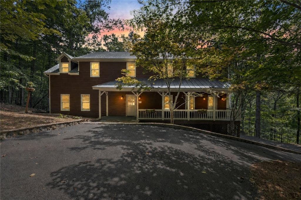 5 bedroom, 6 bathroom, 3,710 sq ft single family residence for sale at 291 Trout Lily Trail, Jasper, GA 30143 — photo 2