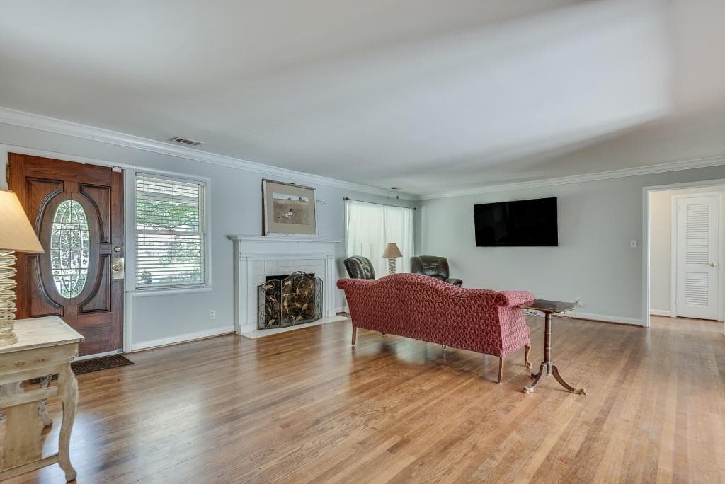 triplex under contract at 1377 Scott Boulevard, Decatur, GA 30030 — photo 3
