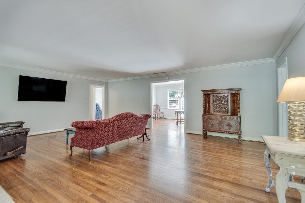 triplex under contract at 1377 Scott Boulevard, Decatur, GA 30030 — photo 4