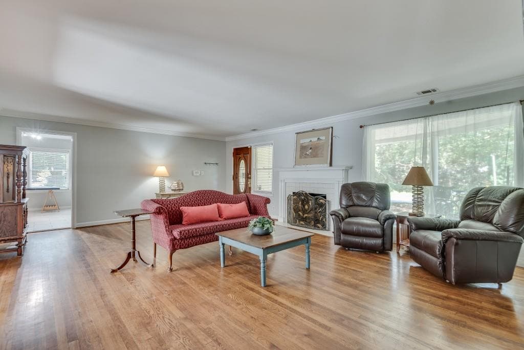 triplex under contract at 1377 Scott Boulevard, Decatur, GA 30030 — photo 5