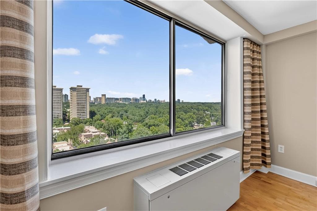 1 bedroom, 1 bathroom, 837 sq ft condominium for sale at 2479 Peachtree Road 1708, Atlanta, GA 30305 — photo 7