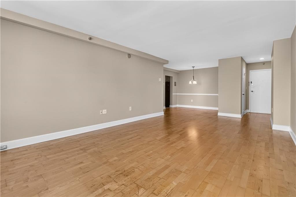 1 bedroom, 1 bathroom, 837 sq ft condominium for sale at 2479 Peachtree Road 1708, Atlanta, GA 30305 — photo 9