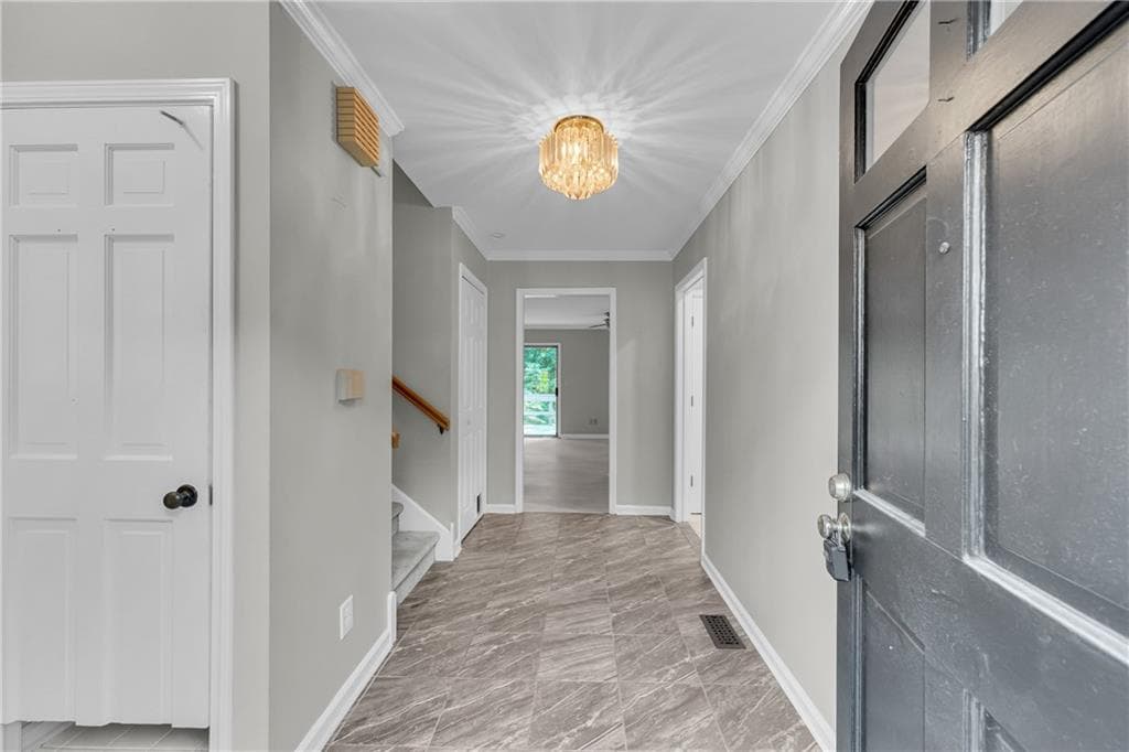 3 bedroom, 4 bathroom, 2,744 sq ft condominium for sale at 1493 Ashford Place, Atlanta, GA 30319 — photo 2