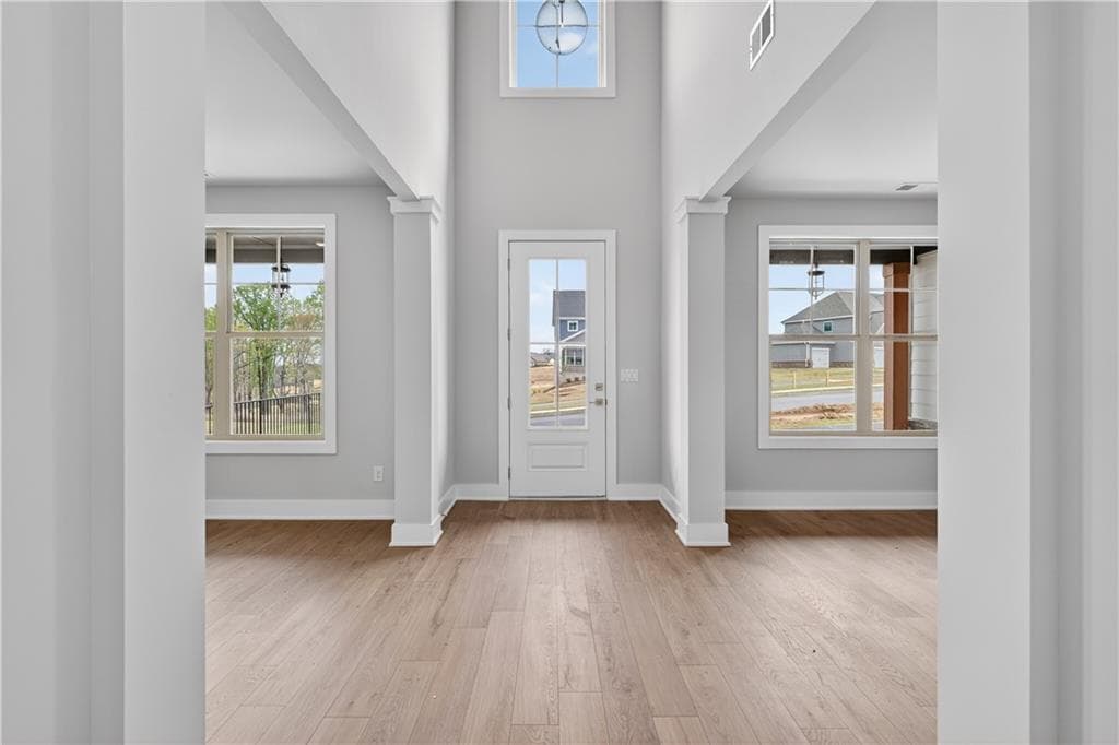 5 bedroom, 4 bathroom, 2,977 sq ft single family residence for sale at 2572 Parkside Way Homesite 14, Gainesville, GA 30507 — photo 4