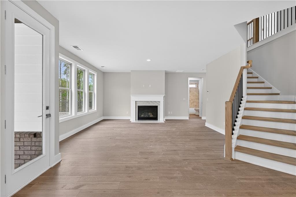 5 bedroom, 4 bathroom, 2,977 sq ft single family residence for sale at 2572 Parkside Way Homesite 14, Gainesville, GA 30507 — photo 5