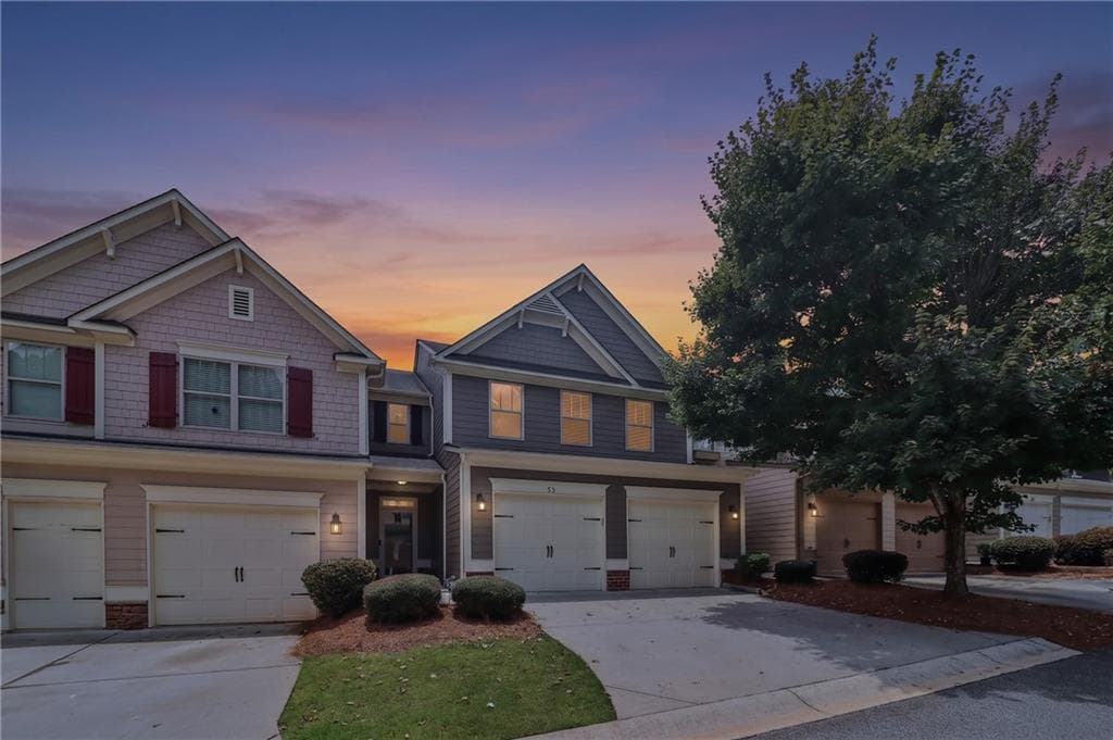 3 bedroom, 3 bathroom, 1,868 sq ft townhouse for sale at 55 Grampian Way, Marietta, GA 30008 — photo 2