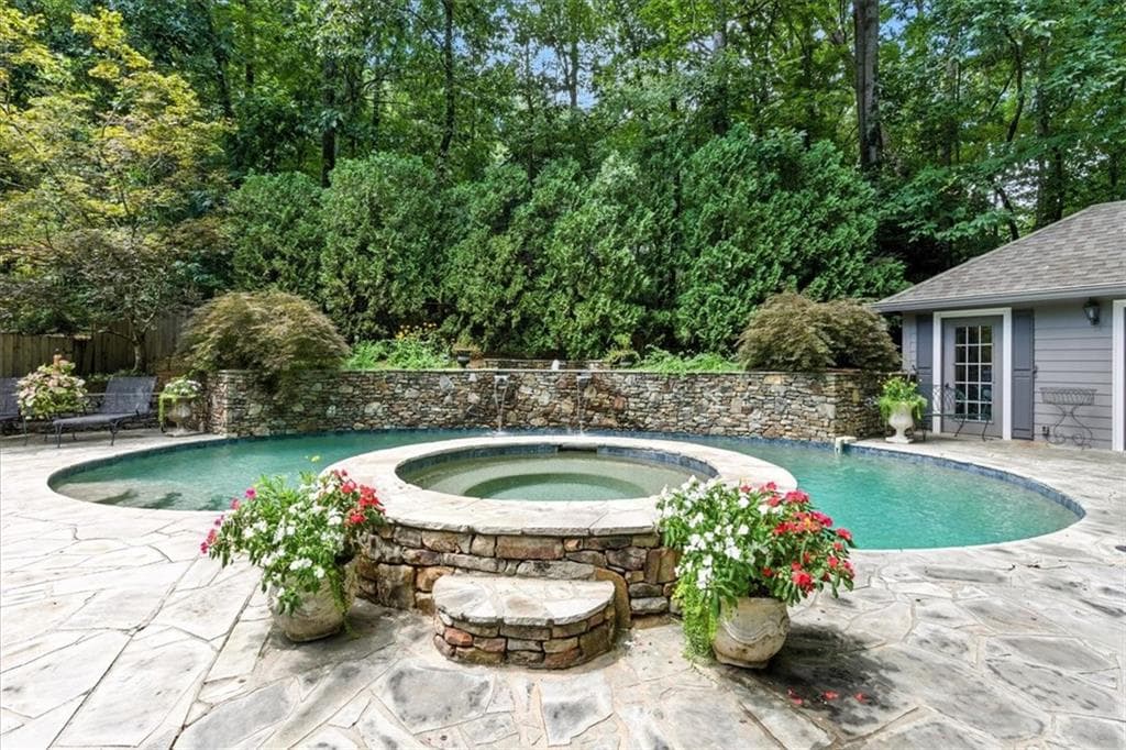 5 bedroom, 5 bathroom, 3,501 sq ft single family residence for sale at 8 Saddle Trail, Rome, GA 30161 — photo 3