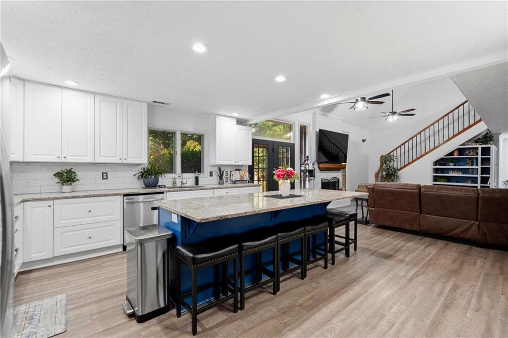 5 bedroom, 3 bathroom, 4,302 sq ft single family residence for sale at 205 High Point Forest Drive, Covington, GA 30016 — photo 6
