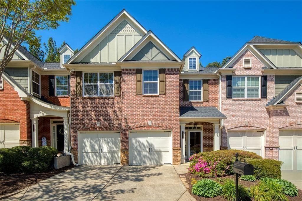 4 bedroom, 4 bathroom, 2,600 sq ft condominium for rent at 1404 Lexington DR, Roswell, GA 30075 for $3,100 a month — photo 3