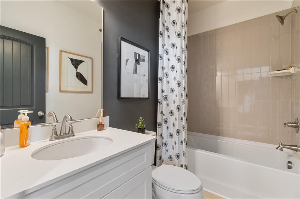 2 bedroom, 4 bathroom, 1,923 sq ft townhouse for sale at 2802 Daybreak Lane, Newnan, GA 30265 — photo 8