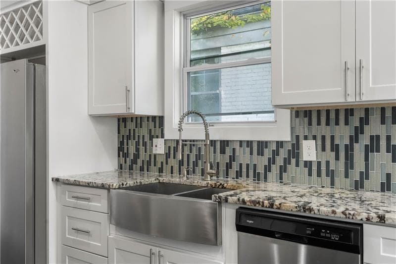 3 bedroom, 2 bathroom, 1,710 sq ft single family residence for rent at 954 Byron Drive, Atlanta, GA 30310 for $2,395 a month — photo 8
