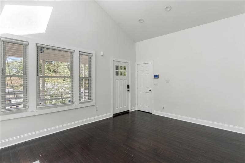 3 bedroom, 2 bathroom, 1,710 sq ft single family residence for rent at 954 Byron Drive, Atlanta, GA 30310 for $2,395 a month — photo 9