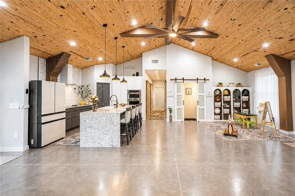 6 bedroom, 5 bathroom, 3,186 sq ft single family residence for sale at 26 Plantation Road, Adairsville, GA 30103 — photo 5