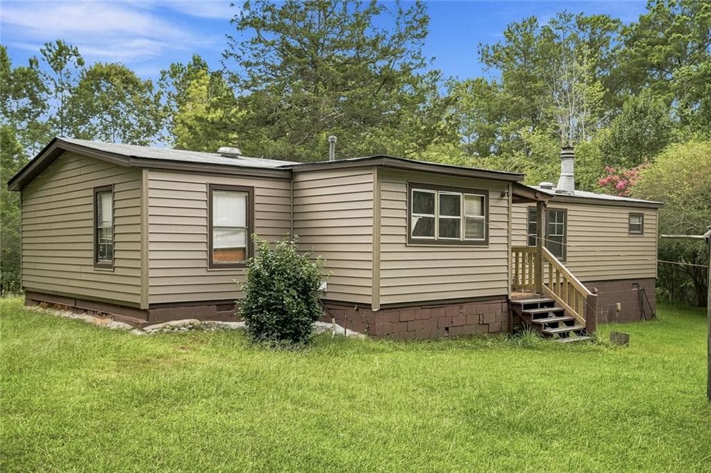 3 bedroom, 2 bathroom single family residence for sale at 155 Skyview Road, Senoia, GA 30276 — photo 5