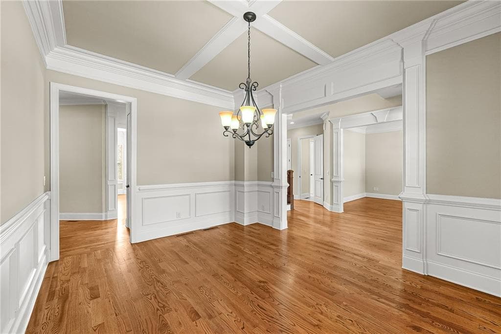 6 bedroom, 5 bathroom, 5,400 sq ft single family residence under contract at 11565 Findley Road, Johns Creek, GA 30097 — photo 10