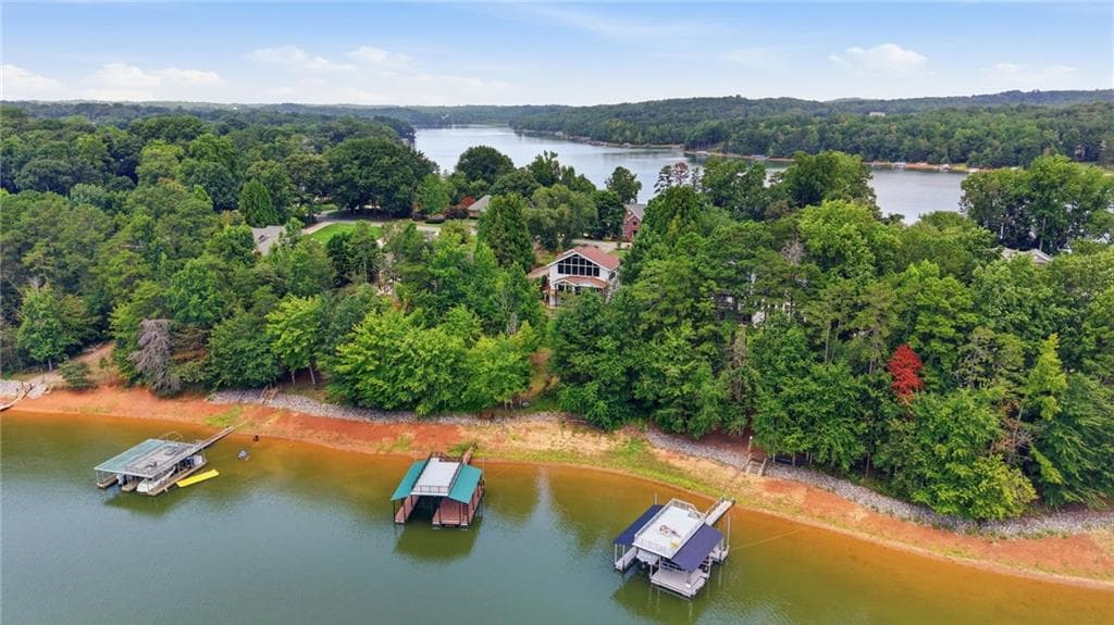 3 bedroom, 4 bathroom, 3,599 sq ft single family residence for sale at 4217 Tall Hickory Trail, Gainesville, GA 30506 — photo 10