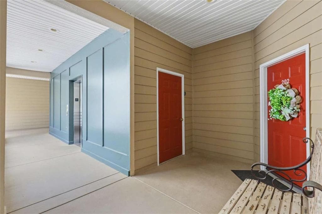 3 bedroom, 2 bathroom, 2,019 sq ft condominium for sale at 146 Gleneagle Court 202E, Clayton, GA 30525 — photo 8