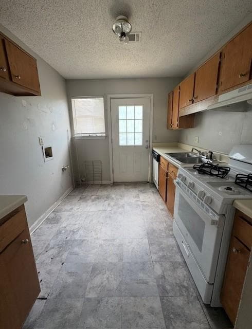 2 bedroom, 2 bathroom, 1,050 sq ft townhouse under contract at 9053 Stoneleigh Trace, Douglasville, GA 30134 — photo 4