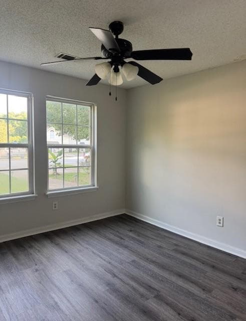 2 bedroom, 1 bathroom, 844 sq ft townhouse under contract at 9028 Stoneleigh Trace, Douglasville, GA 30134 — photo 5