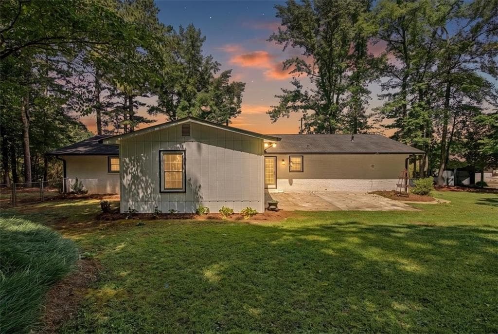 4 bedroom, 3 bathroom, 1,810 sq ft single family residence under contract at 6501 Short Drive, Winston, GA 30187 — photo 5