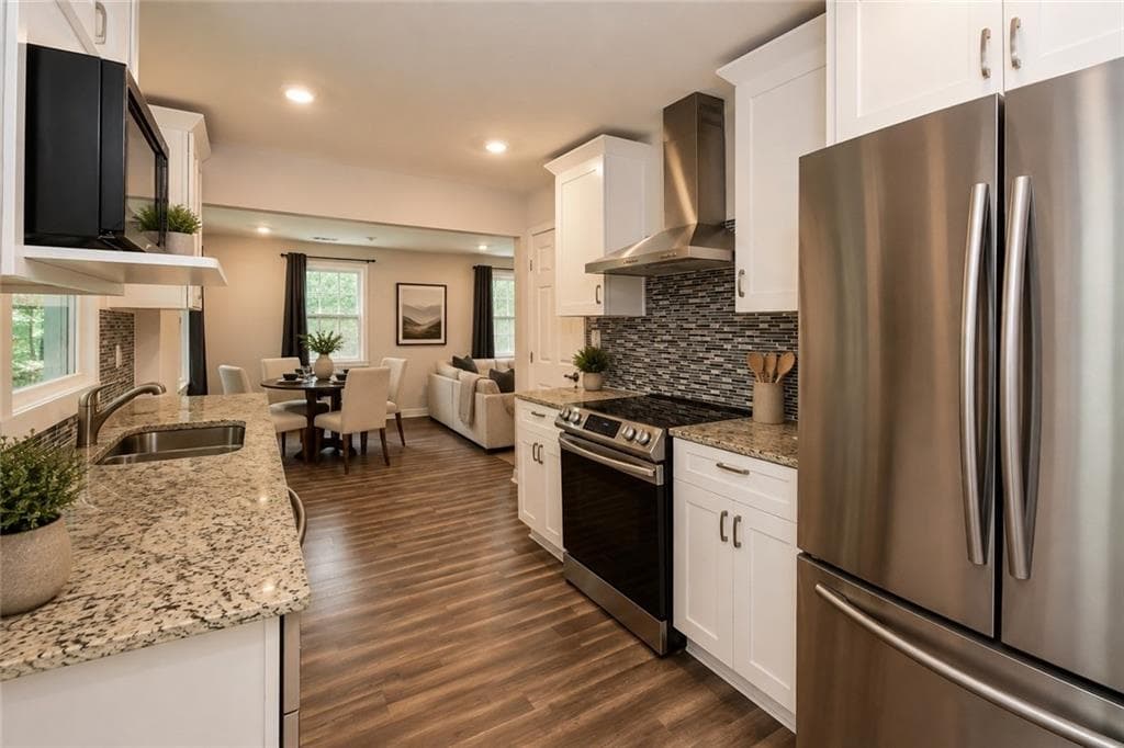 3 bedroom, 3 bathroom, 2,272 sq ft single family residence for sale at 90 Whitaker Circle, Atlanta, GA 30314 — photo 7