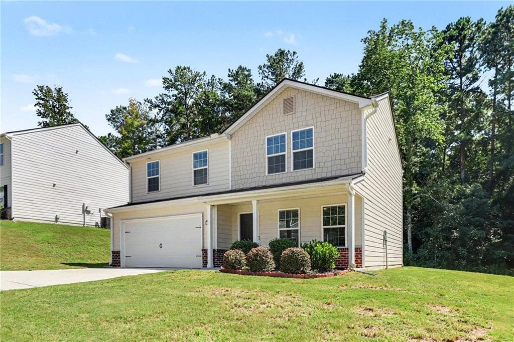 4 bedroom, 3 bathroom, 1,847 sq ft single family residence under contract at 355 Indian Lake Trail, Villa Rica, GA 30180 — photo 2