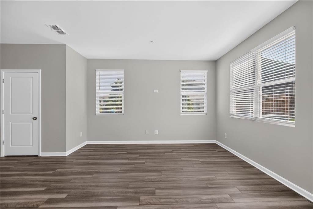 3 bedroom, 3 bathroom, 1,572 sq ft townhouse for sale at 579 Magnolia Circle, Palmetto, GA 30268 — photo 5