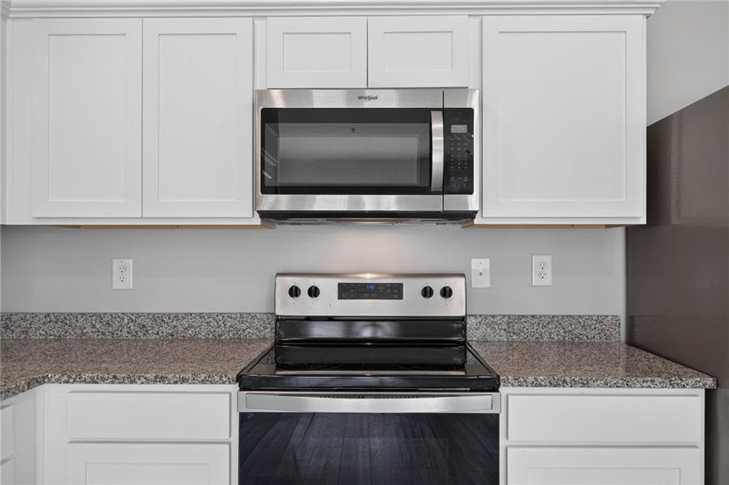 3 bedroom, 3 bathroom, 1,572 sq ft townhouse for sale at 579 Magnolia Circle, Palmetto, GA 30268 — photo 9