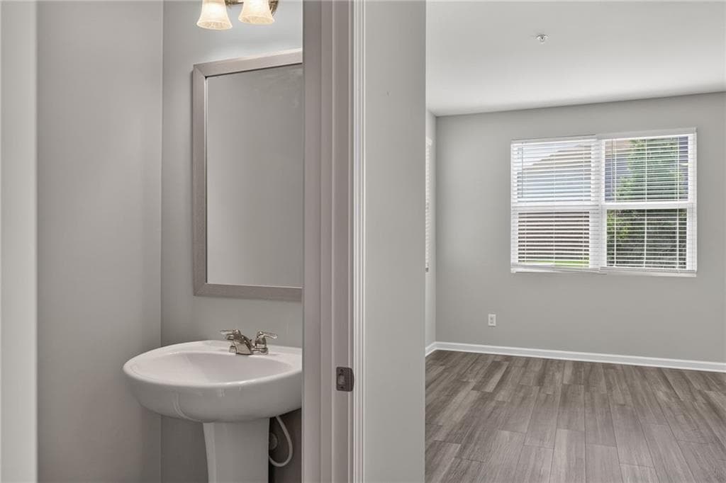 3 bedroom, 3 bathroom, 1,572 sq ft townhouse for sale at 579 Magnolia Circle, Palmetto, GA 30268 — photo 10