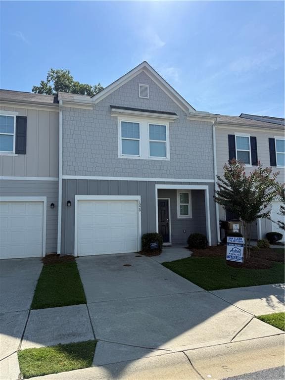 2 bedroom, 3 bathroom, 1,420 sq ft home for sale at 1028 Paddington Drive, Cartersville, GA