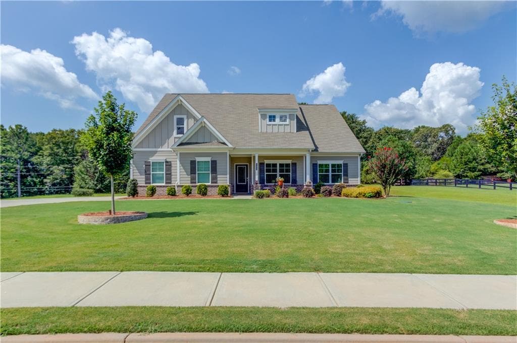 4 bedroom, 3 bathroom, 2,694 sq ft single family residence for sale at 1173 Pine View Trail, Monroe, GA 30656 — photo 1 of 45