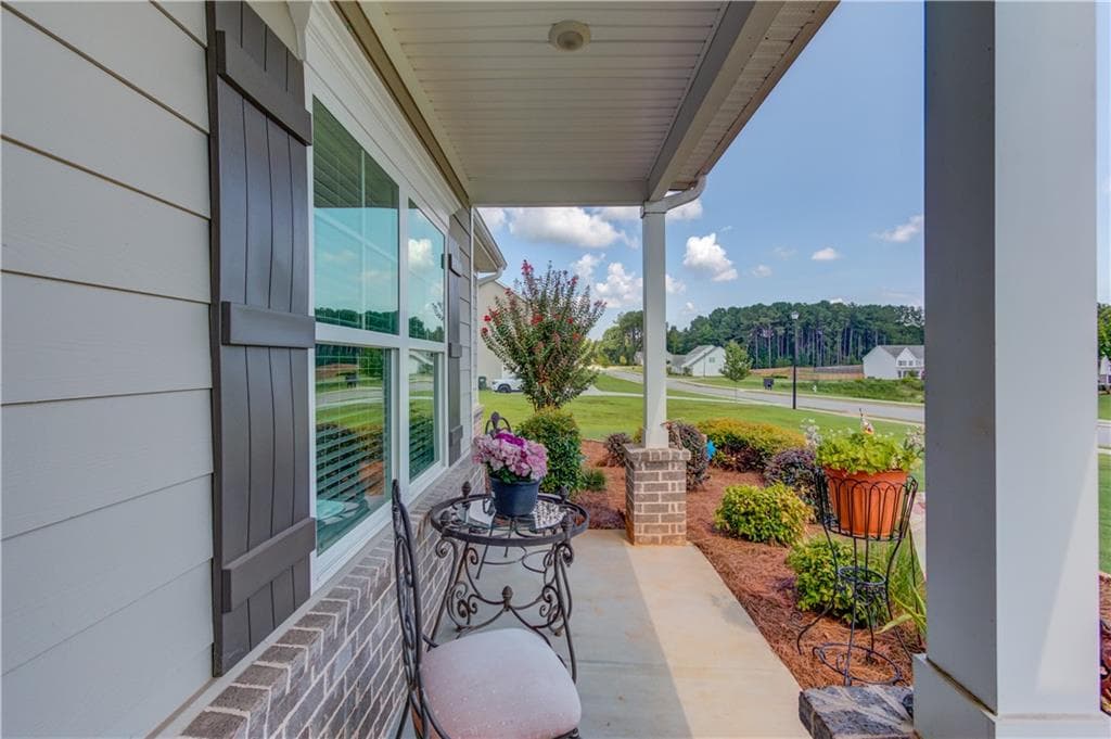 4 bedroom, 3 bathroom, 2,694 sq ft single family residence for sale at 1173 Pine View Trail, Monroe, GA 30656 — photo 6